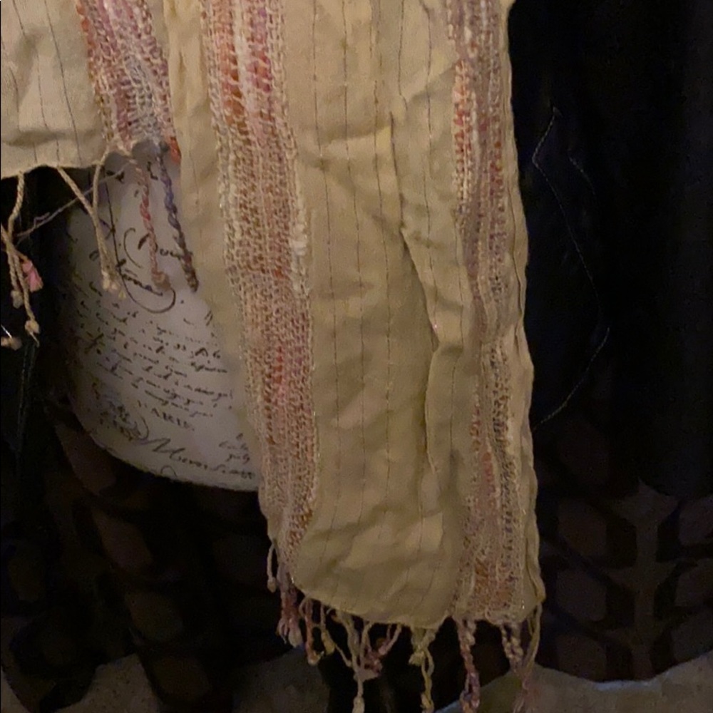 Scarf - Picture 3 of 3